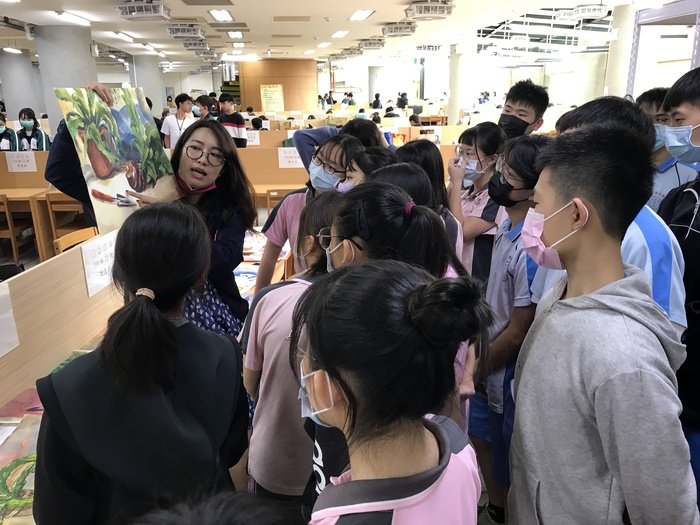 1100410-參加高中美術班考試