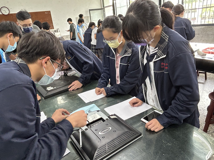 20230330「顯示器大揭密」課程活動