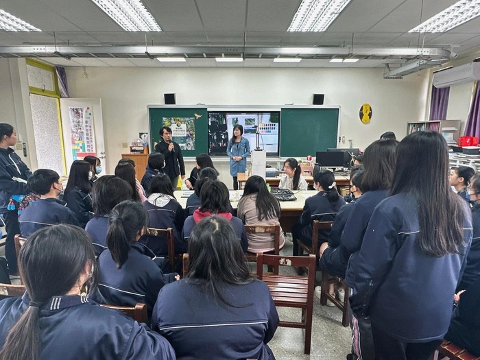陳俊華老師之水彩示範教學