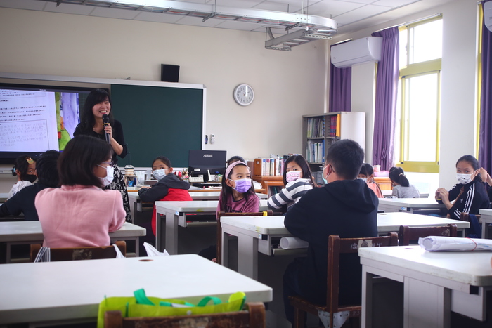 1100121-向上有藝思(國小美術冬令營)