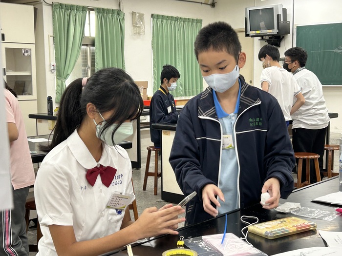 20221025興大附中資優學生FUN科學