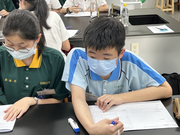 20221025興大附中資優學生FUN科學