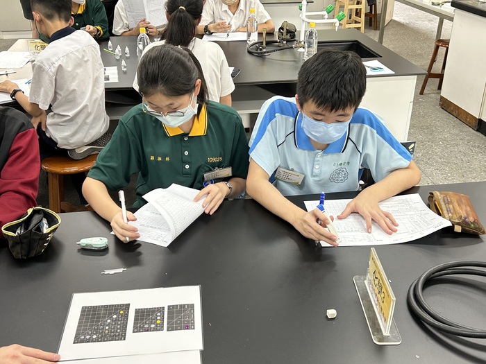 20221025興大附中資優學生FUN科學