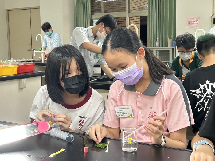 20221025興大附中資優學生FUN科學