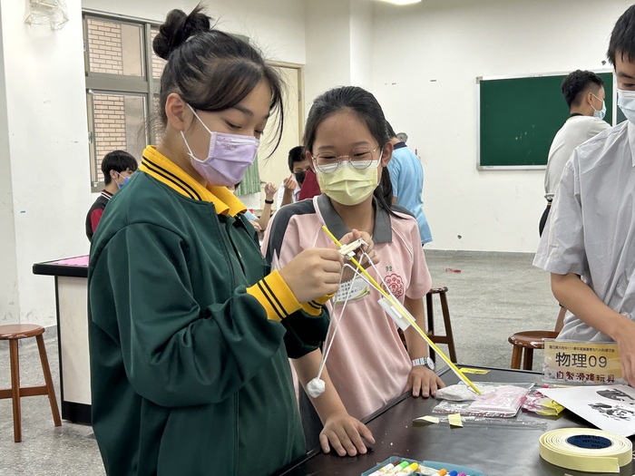 20221025興大附中資優學生FUN科學