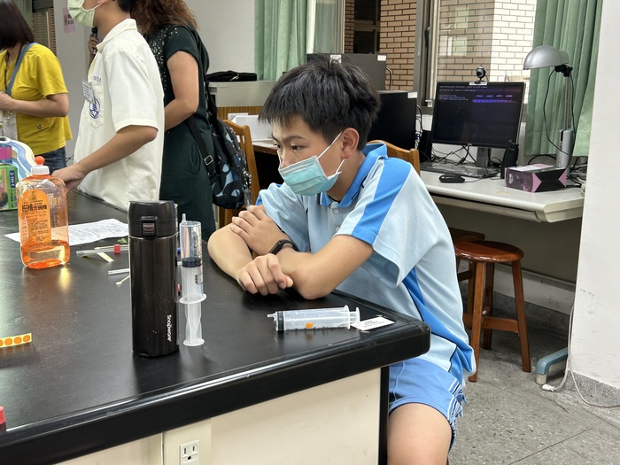 20221025興大附中資優學生FUN科學