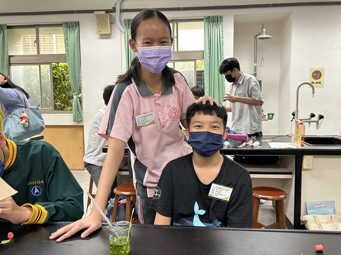 20221025興大附中資優學生FUN科學
