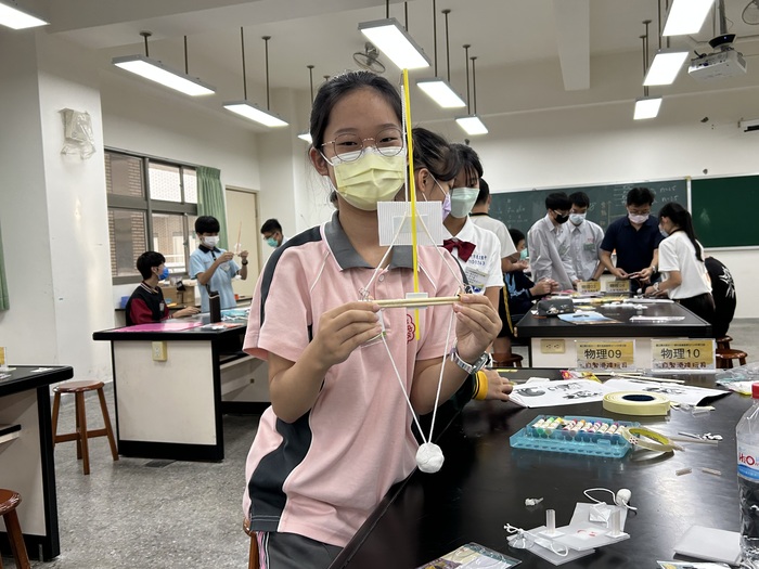 20221025興大附中資優學生FUN科學