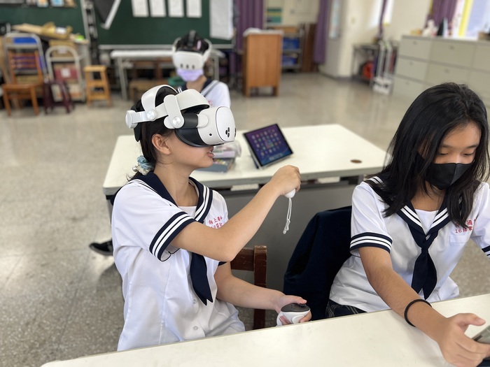 吳俊學老師之VR藝術講座