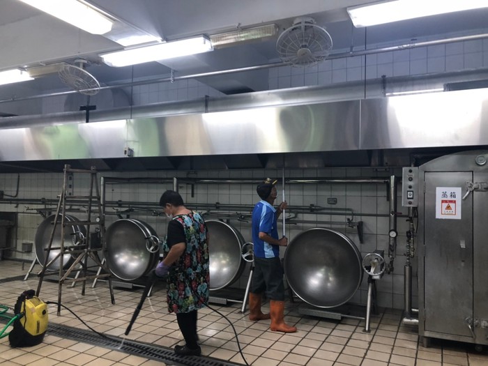 清洗油煙罩與截水溝