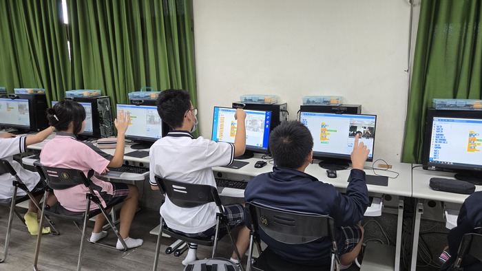 資優學生人工智慧應用研習